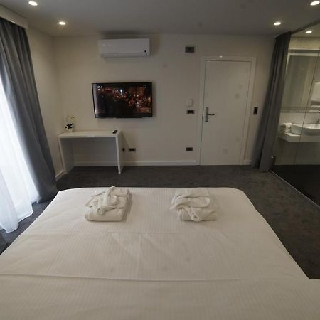 Forty Two Block A Hotel Zagreb Exterior foto
