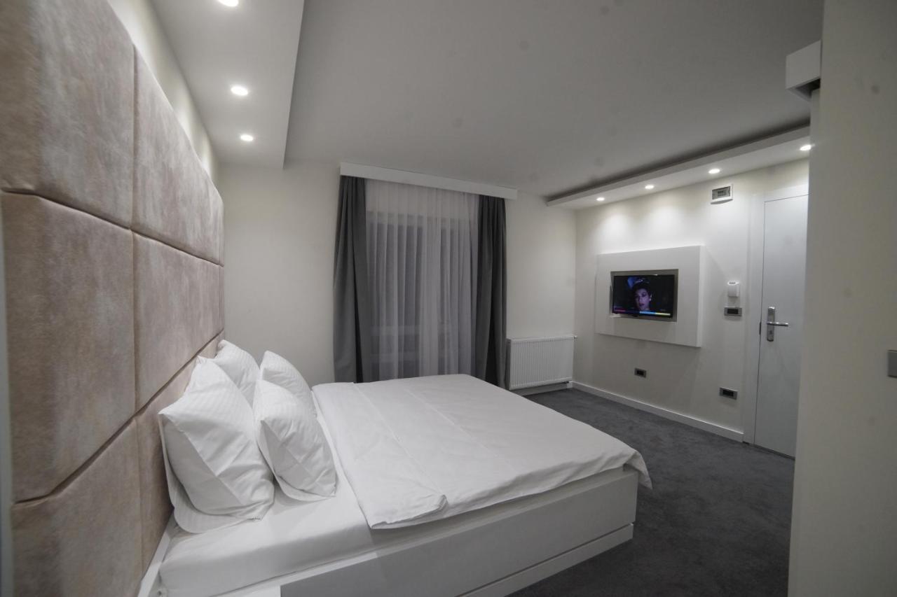 Forty Two Block A Hotel Zagreb Exterior foto